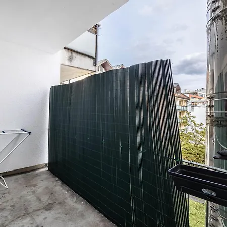 Aldars Urban Trio No.6 Aparthotel 3*