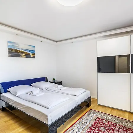 Aldars Urban Trio No.6 Hotel apartamentowy Monachium